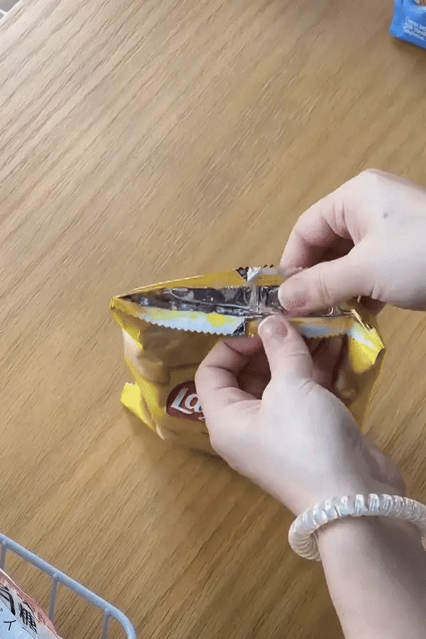 mini_sealer5-ezgif.com-webp-to-gif-converter.webp__PID:baaa574e-0484-4ee0-b762-7291890813fa