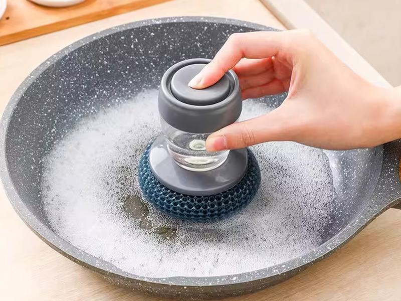 Automatic Liquid Filling Good Handle Soap Dispense Palm Kitchen Brush for Bowl Sink Cleaning Pot Comfortable